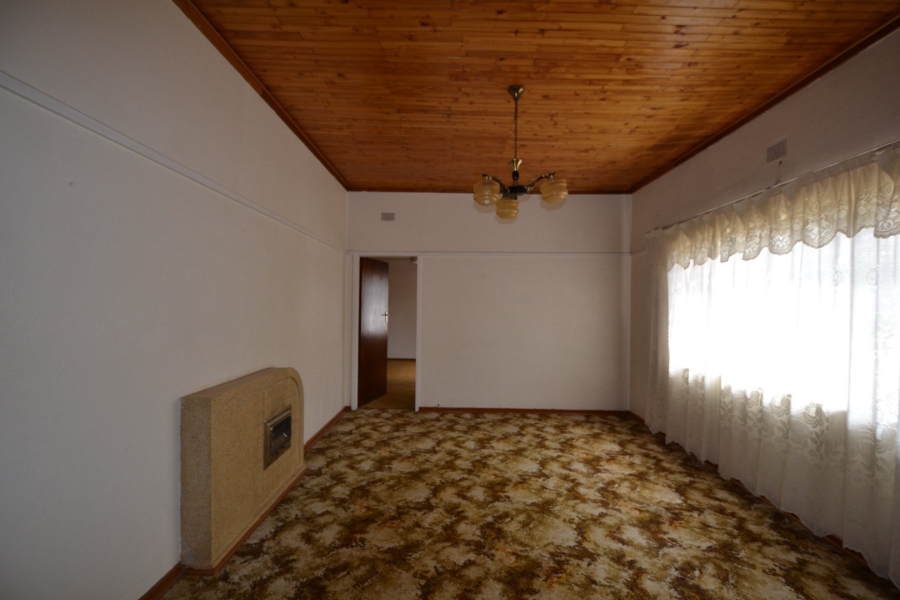 5 Bedroom Property for Sale in Hennenman Free State